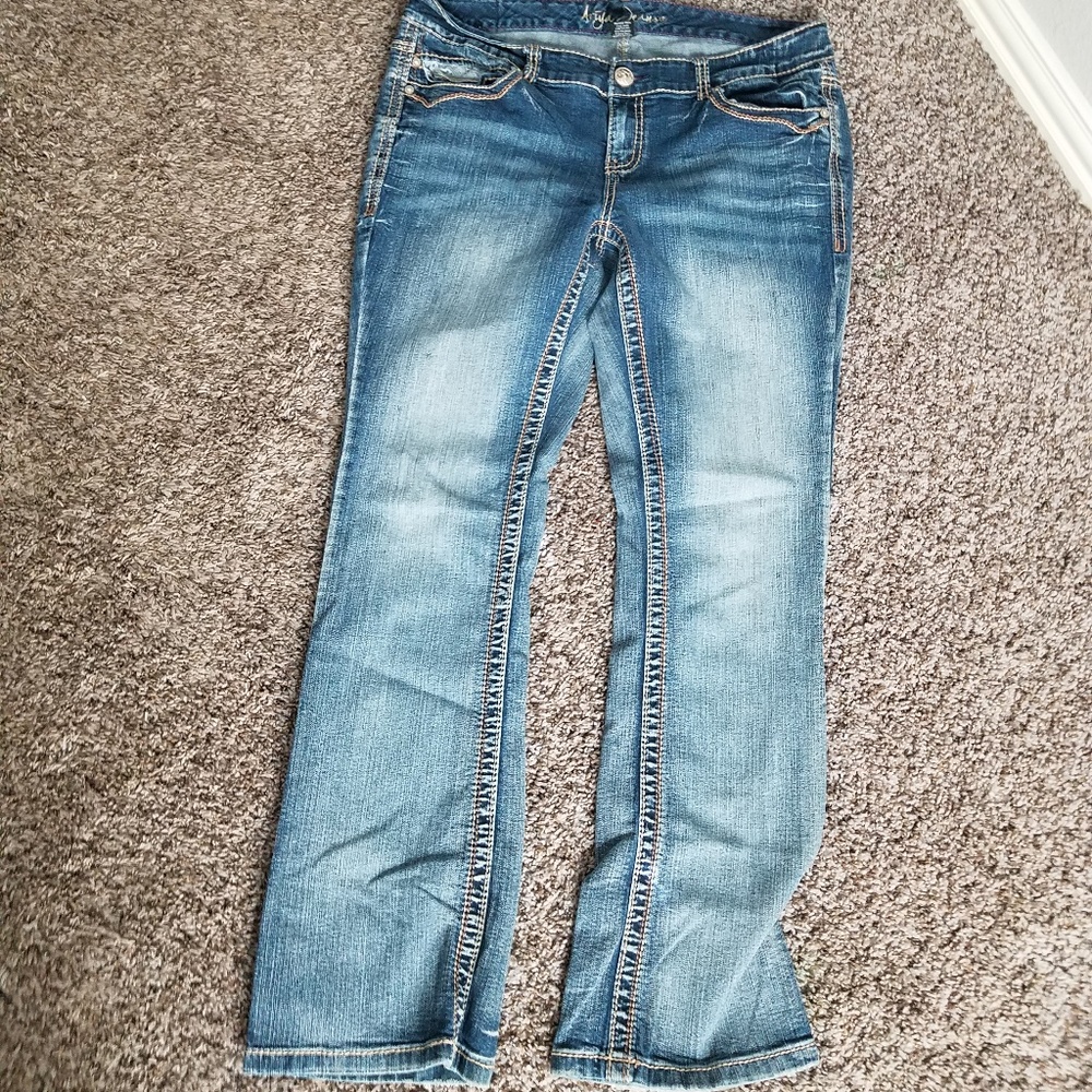 Ariya jeans